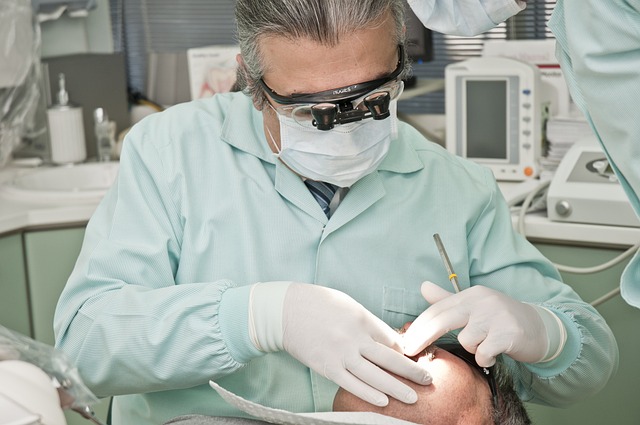 Faccette per l'eliminazione di spazi tra i denti