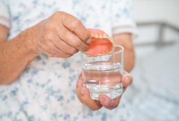 Rischi delle Protesi Dentali Non Adatte