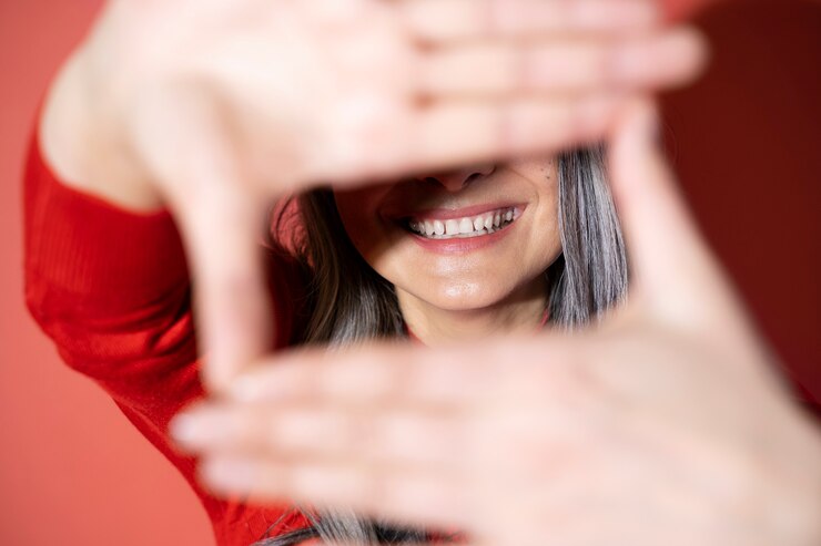 Faccette Dentali e Autostima: Un Sorriso che Cambia la Vita