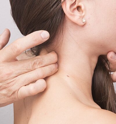 Terapia manuale per il dolore cervicale